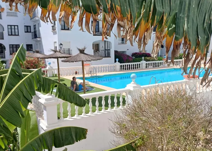 Beachfront Penthouse 3 Double Bedrooms, 2 Bathrooms