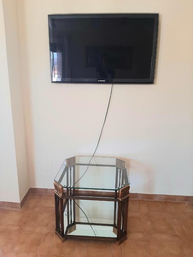 Beachfront Penthouse 3 Double Bedrooms, 2 Bathrooms Appartement San Luis de Sabinillas